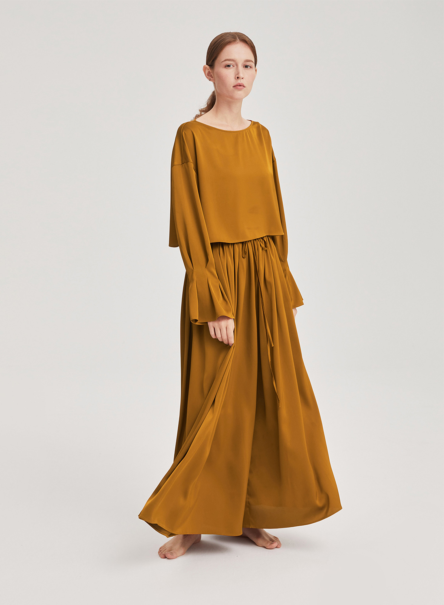 flounce sleeve top