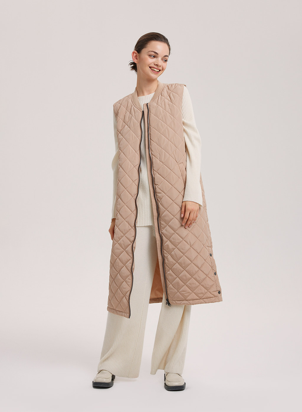 Sleeveless Knee Length Down Coat