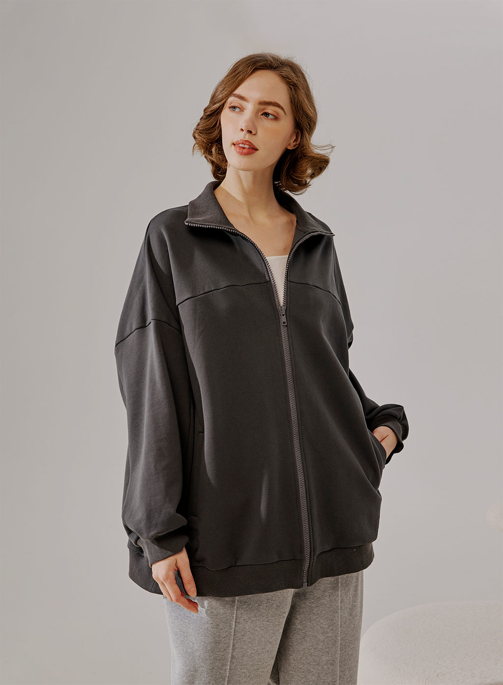 Zip-Up Oversized Sweatshirt